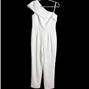 Vince Camuto White One Shoulder Fold Over Asymmetrical Jumpsuit Women’s Size 4